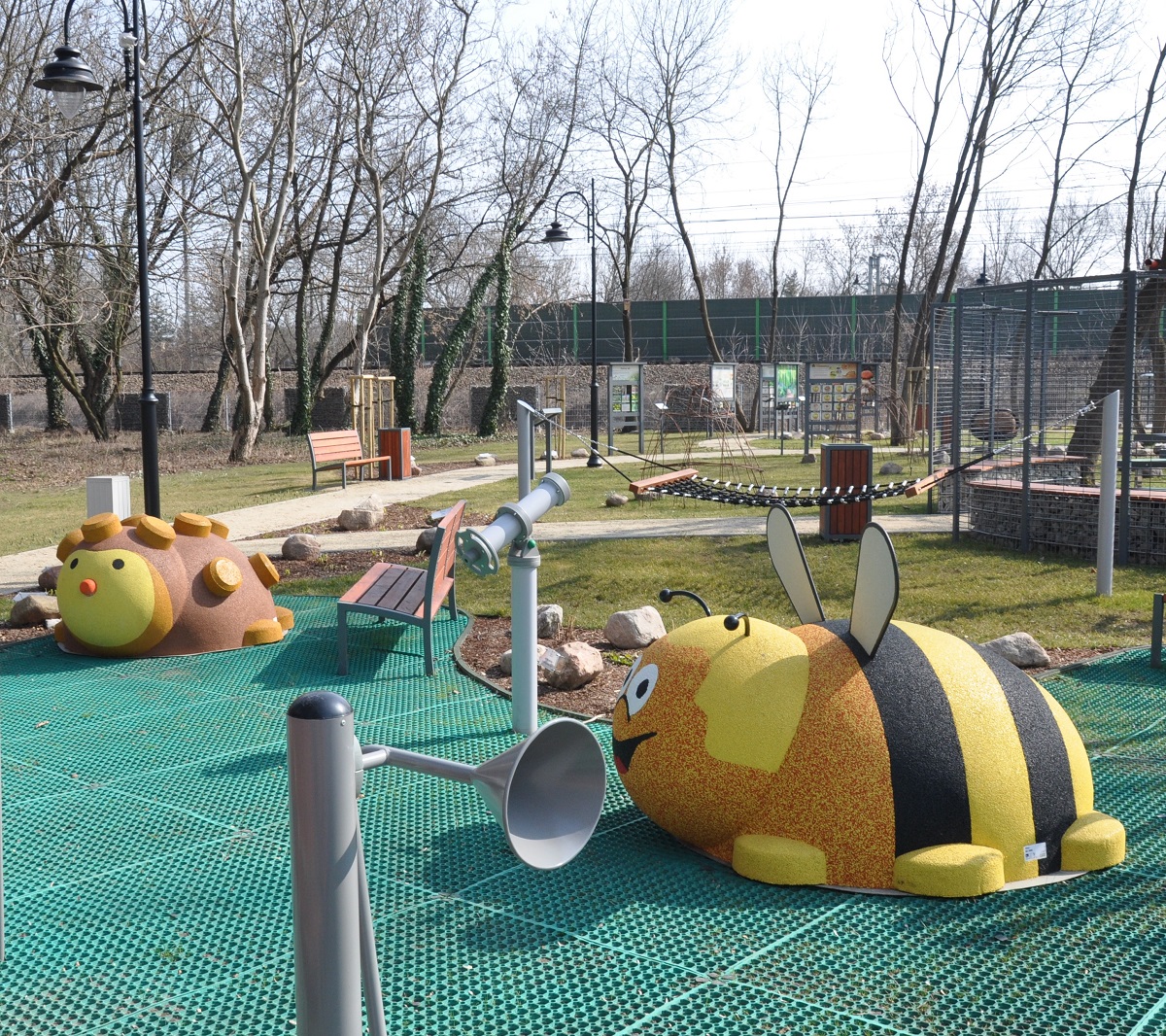 Brwinow Ogrod Zabawki