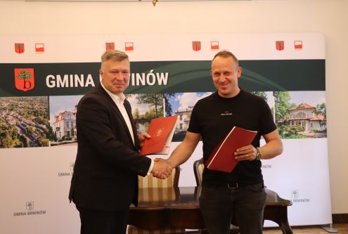 W czwartek 28 maja 2026 r. podpisana została umowa na budowę I etapu drogi gminnej od granicy z Otr…