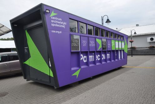 Od niedzieli 6 lipca 2025 r. na targowisku miejskim w Brwinowie gości mobilny pawilon zwany „Pami...